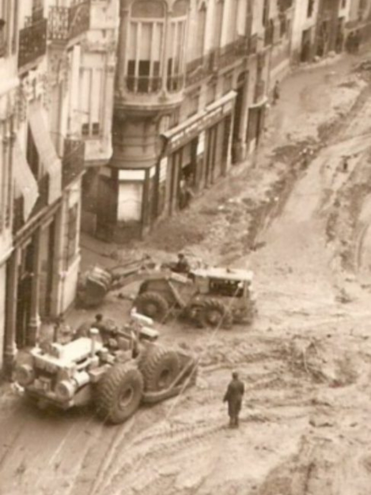 Imagen de una localidad de Valencia tras las desastrosas inundaciones de 1957