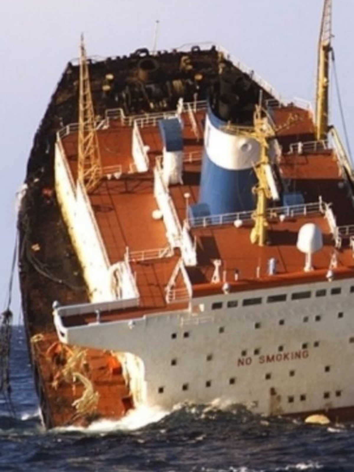 Imagen del barco Prestige, 13 de noviembre de 2002