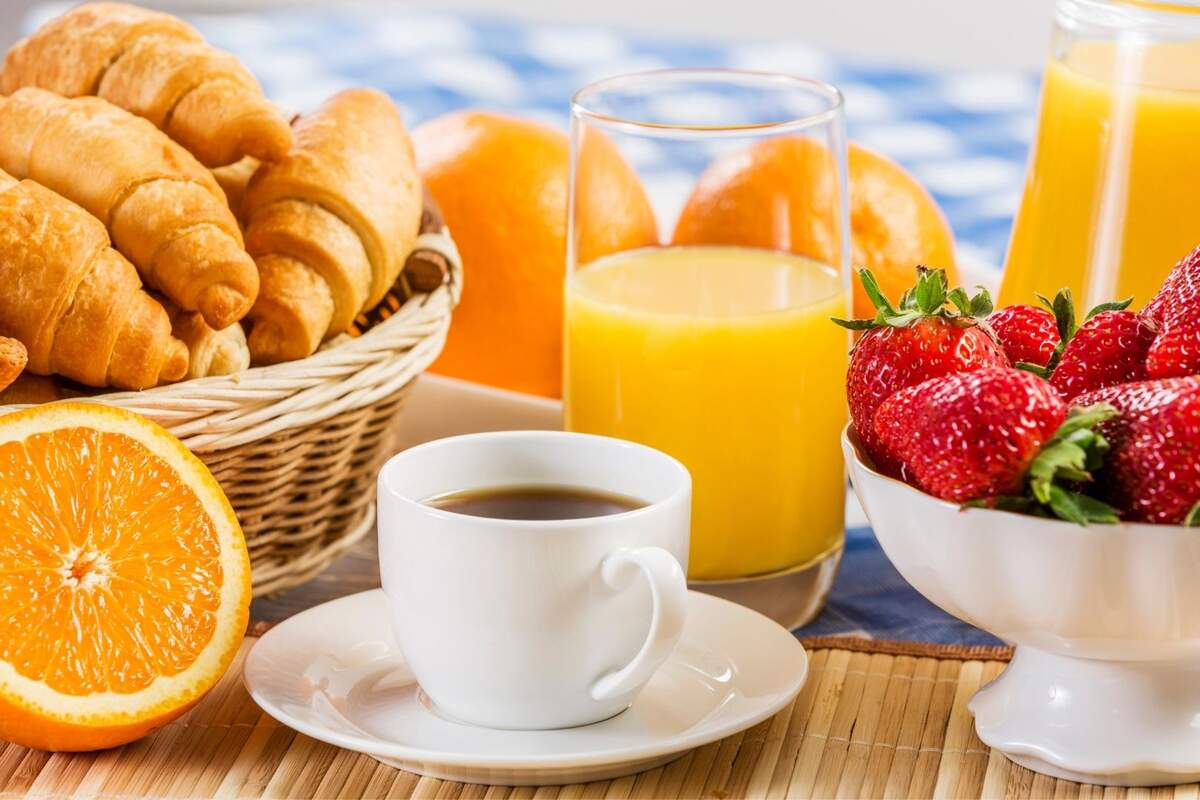 Los nutricionistas piden renunciar para siempre al zumo de naranja en el  desayuno