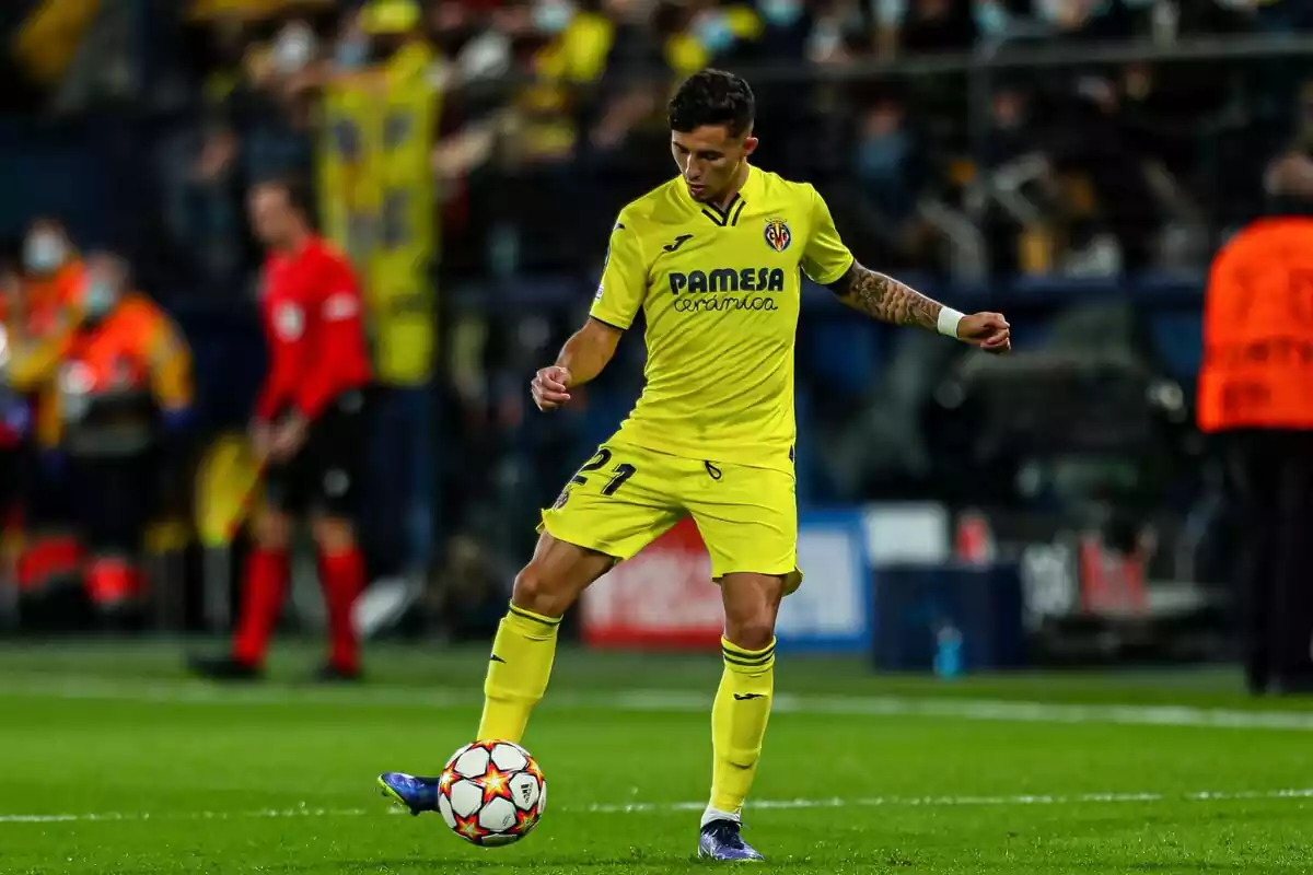 Yeremi Pino durante un partido Yeremi Pino durante un partido