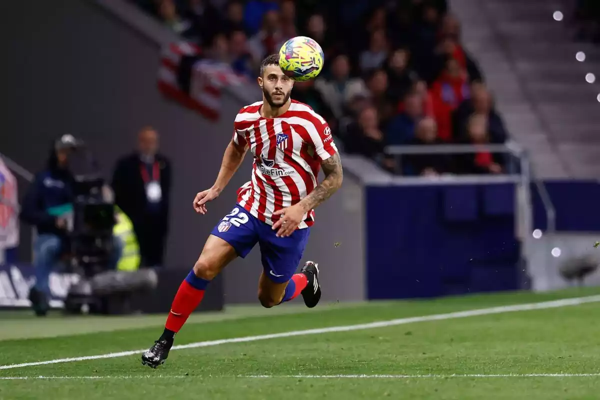 Mario Hermoso durante un partido Mario Hermoso durante un partido