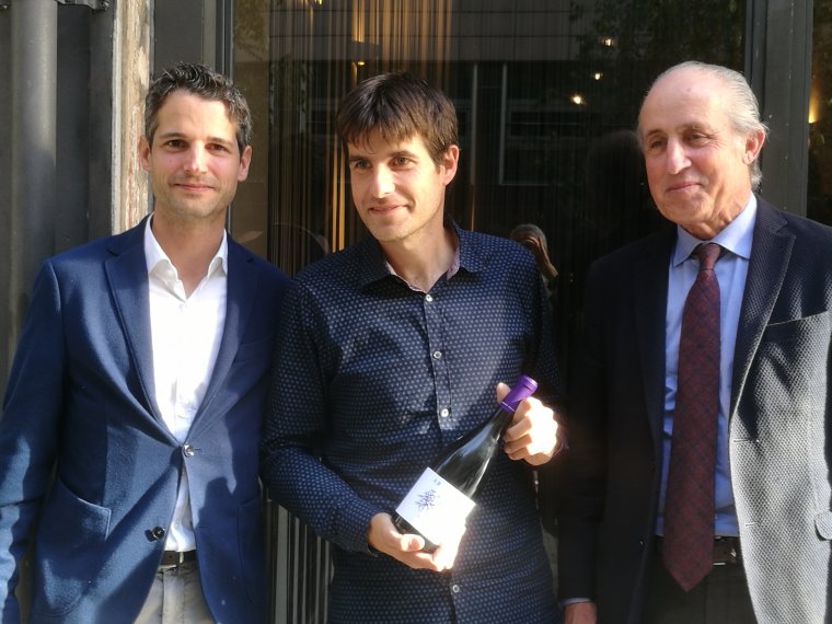 Ramon Roqueta, Miquel Palau i Valentí Roqueta a la presentació del nou vi Abadal Mandó