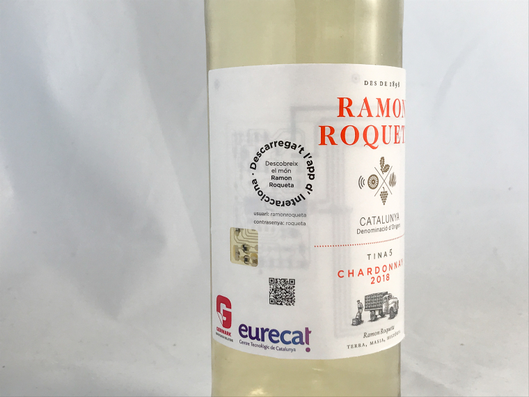 Una ampolla de Ramon Roqueta amb una etiqueta intel·ligent