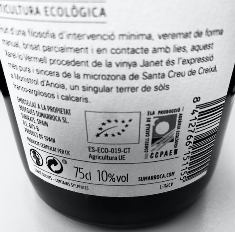 A les etiquetes del vi també hi apareixen símbols referits a certificats mediambientals o d'origen