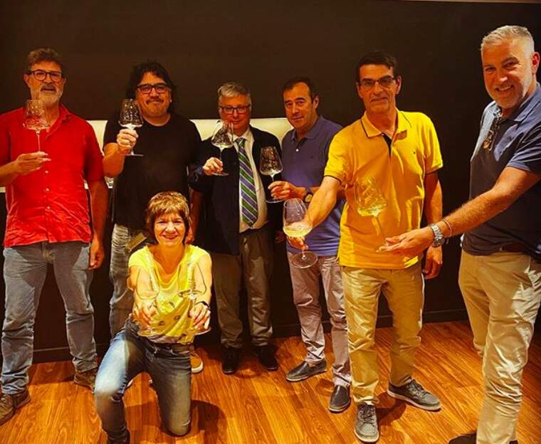 Representants de la DO Cava, Corpinnat i Clàssic Penedès al programa Tast Vertical de Catalunya Ràdio