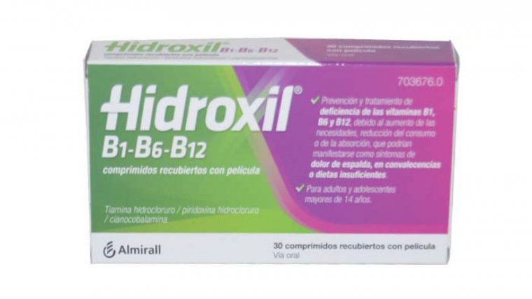 vitamina b12 efectos adversos