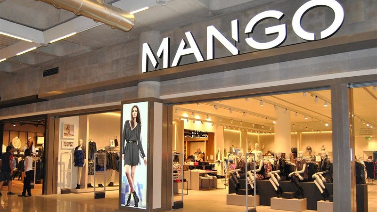 <b>Mango</b> <b>Outlet</b> ofrece vestidos por menos de 5 euros.