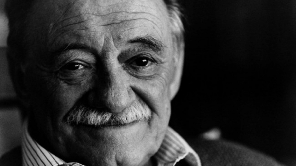 Los 10 poetas latinoamericanos más famosos (siglo XX y actuales) Los 10 poetas latinoamericanos más famosos (siglo XX y actuales)